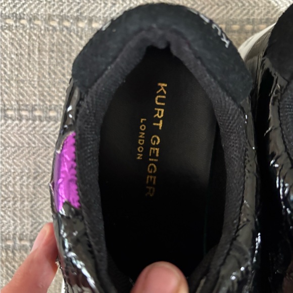 Kurt Geiger Girls Patent Black Sneakers with Butterflies! Size 3 - Picture 2 of 6